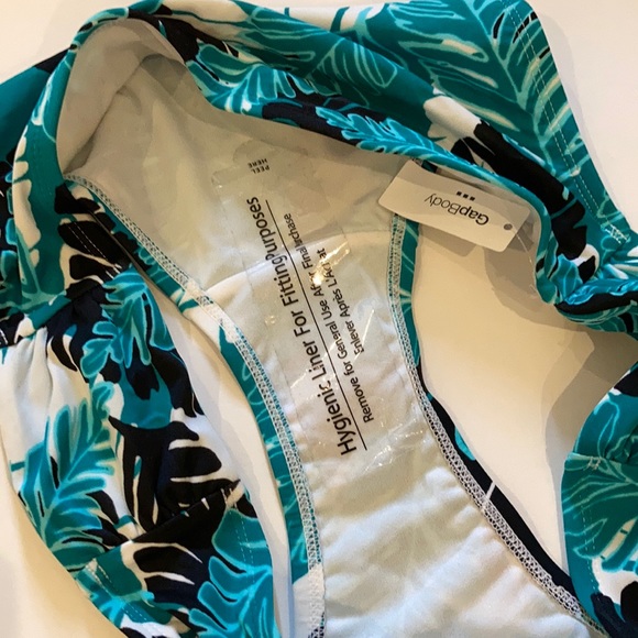 Gap Tankini Swimsuit Top and Bottom - Picture 10 of 10